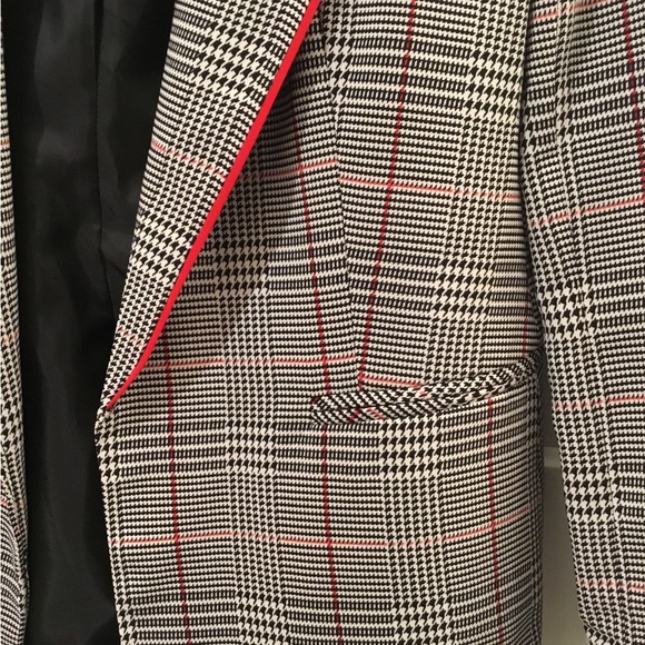Size Small Nygard Black and White Glen Plaid with red accents Blazer - Picture 3 of 8